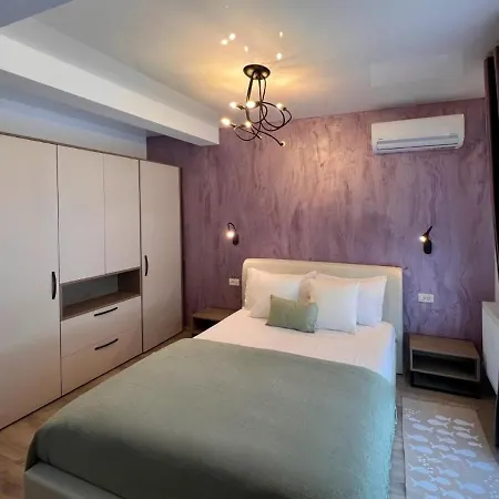 Black Sea - Castillo * Navodari