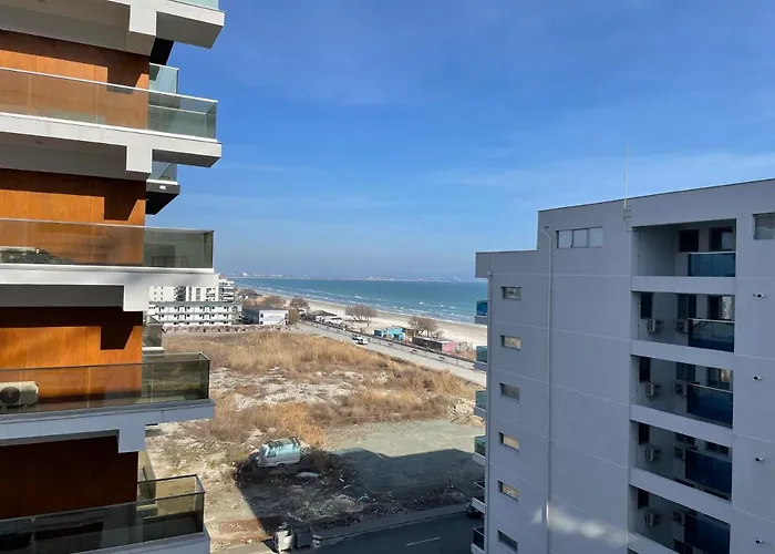 Black Sea - Castillo Daire Navodari