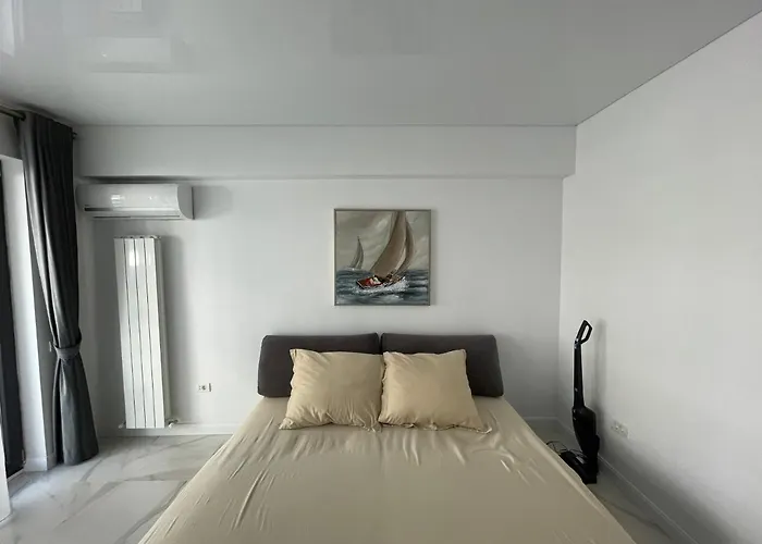 Black Sea - Castillo Daire